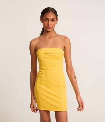 Vestido Tubinho Curto Sem Manga com Decote Dobrado