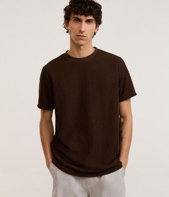 Camiseta em Algodão Canelada com Gola Redonda