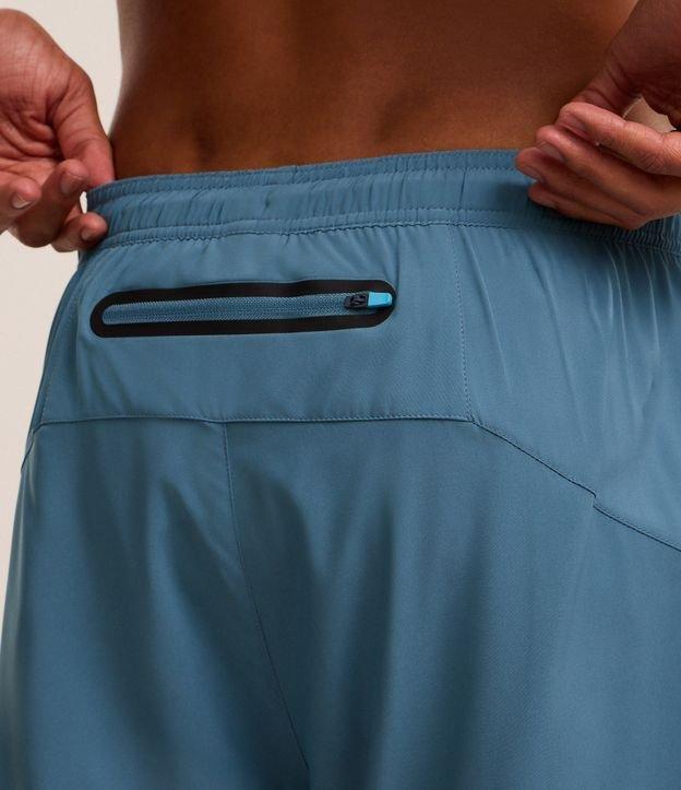 Bermuda Esportiva com Short de Compressão e Bolso Funcional - 2
