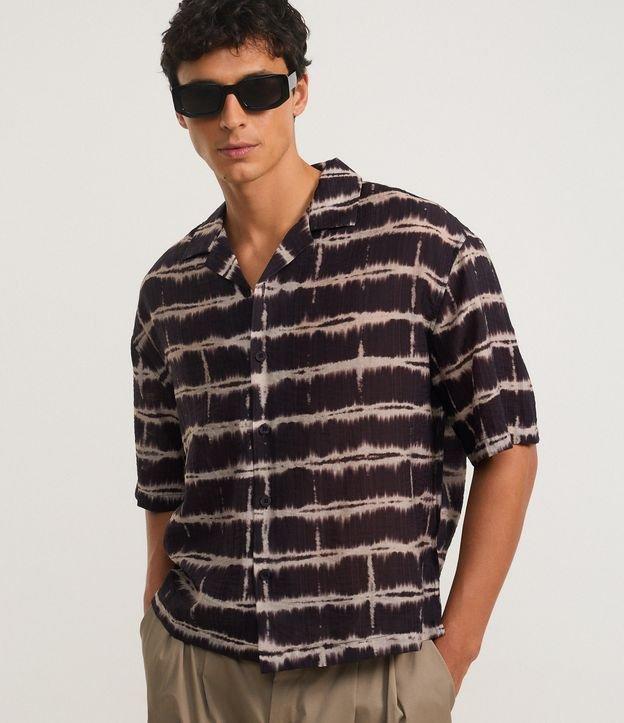 Camisa Boxy em Chiffon com Estampa Tie Dye e Textura Bowling - 2