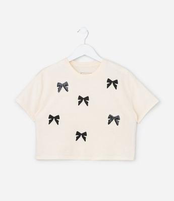 Camiseta Regular com Laços em Paetês - Tam 5 a 14 Anos