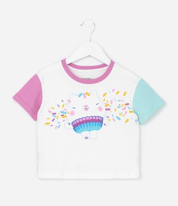 Camiseta Regular Infantil com Estampa A Casa Mágica da Gabby - Tam 1 a 6 Anos - 1
