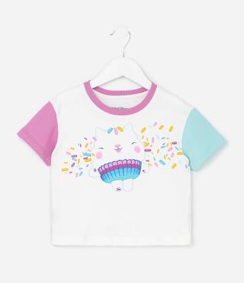 Camiseta Regular Infantil com Estampa A Casa Mágica da Gabby - Tam 1 a 6 Anos