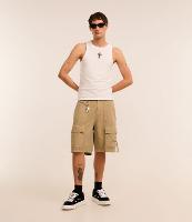 Bermuda Baggy em Sarja com Bolso Cargo e Detalhes de Ilhós - 1