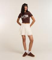 Saia Curta com Textura Maquinetada e Babado - 1