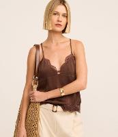 Blusa em Cetim com Detalhe em Renda - 1