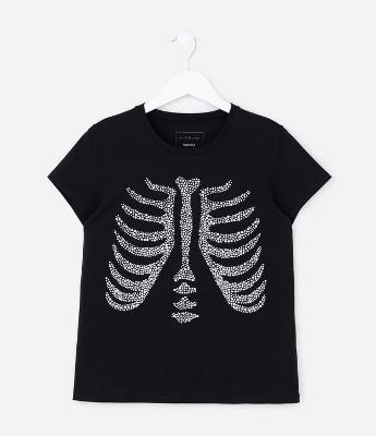 Camiseta Infantil com Estampa Esquelo - Tam 5 a 14 Anos