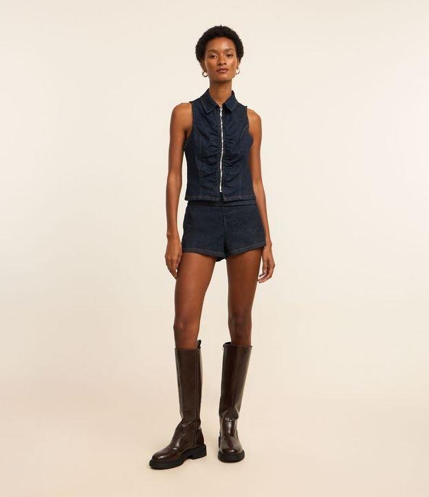 Short em Jeans com Pala Dobrada no Cós - 2