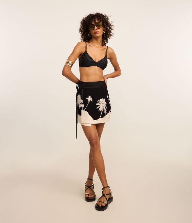 Saída de Praia Saia Transpassada em Viscolinho com Estampa de Coqueiros - 2