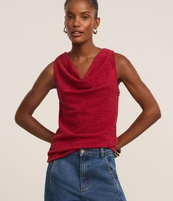 Blusa em Tricô com Decote Degagê