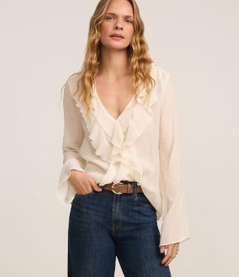 Blusa Texturizada em Viscose com Babado de Decote