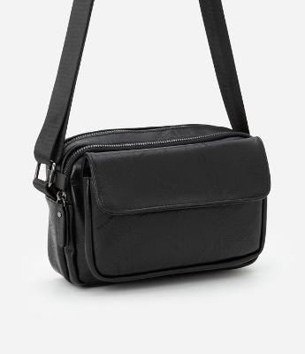 Bolsa Shoulder Bag em PU com Bolso Flap