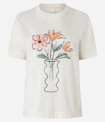 Camiseta Texturizada e com Estampa Vaso de Flor