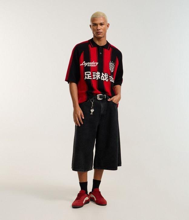 Bermuda Mega Baggy em Jeans com Argola no Cós e Efeito Marmorizado - 1