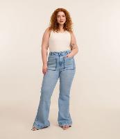 Calça Flare em Jeans com Bordado nos Bolsos Curve & Plus Size - 2
