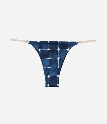 Biquíni Calcinha String em Microfibra com Estampa Aquarelada e Lateral de Cordinha