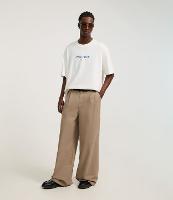 Calça Mega Baggy em Sarja com Pregas e Bolso Faca - 2