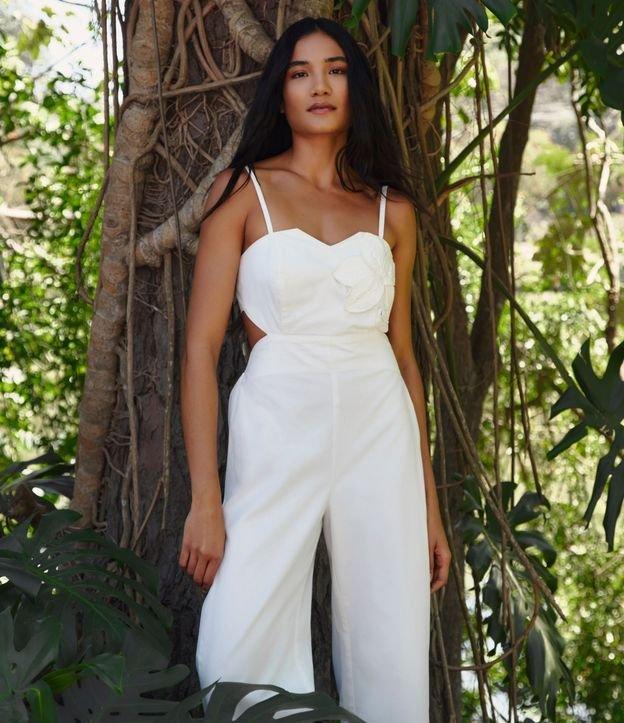 Macacão de Alça em Sarja com Flor de Tecido - 2