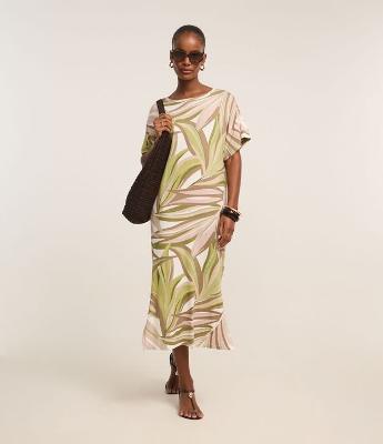 Vestido Reto Midi em Viscolycra com Estampa Folhagem