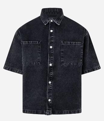 Camisa Boxy em Jeans com Bolsos Marmorizada