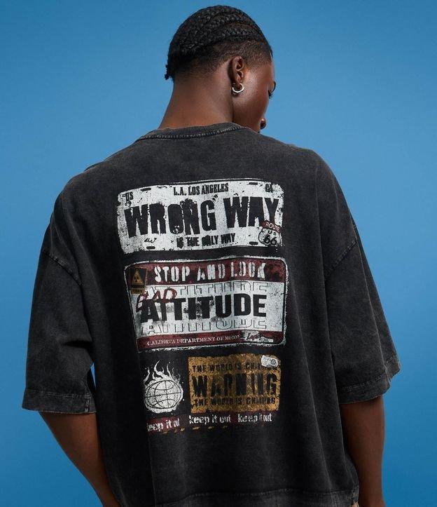 Camiseta Oversized em Algodão com Estampa de Placas Marmorizada - 3