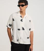 Camisa Boxy em Airflow com Gola Bowling e Estampa Floral - 1