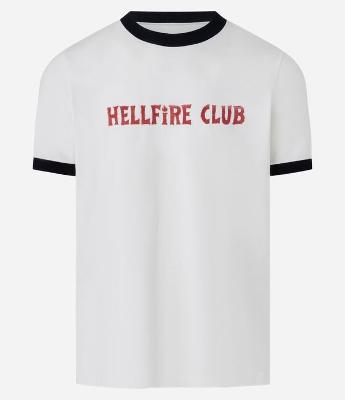 Camiseta Regular em Algodão com Estampa Lettering Hellfire Club e Viés Contrastante Stranger Things