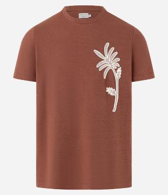 Camiseta Regular em Algodão com Estampa Bordada de Folhagem