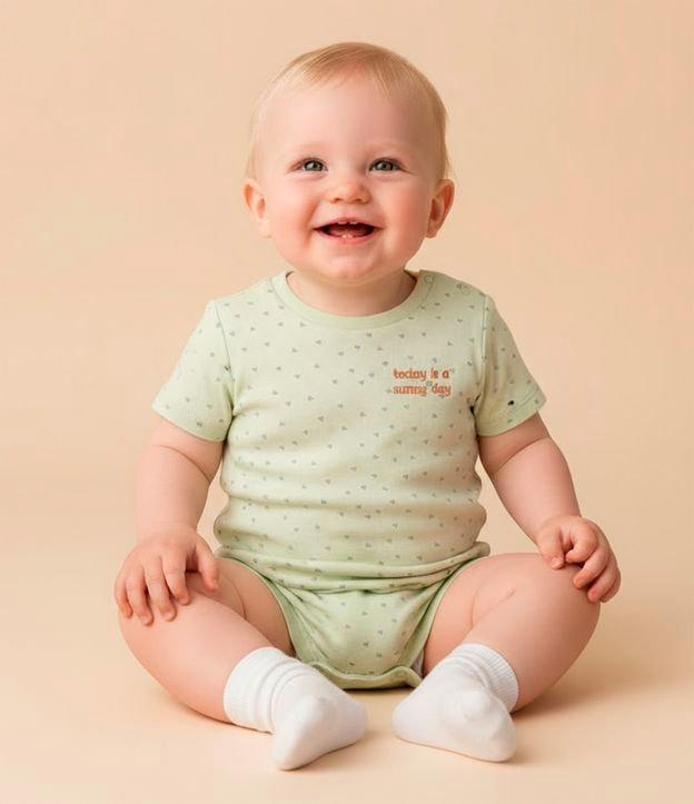 Macacão Curto Infantil Estampado com Bordado  - Tam 0 a 18 meses - 2