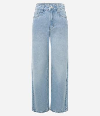 Calça Comfort Reta em Jeans com Cintura Alta