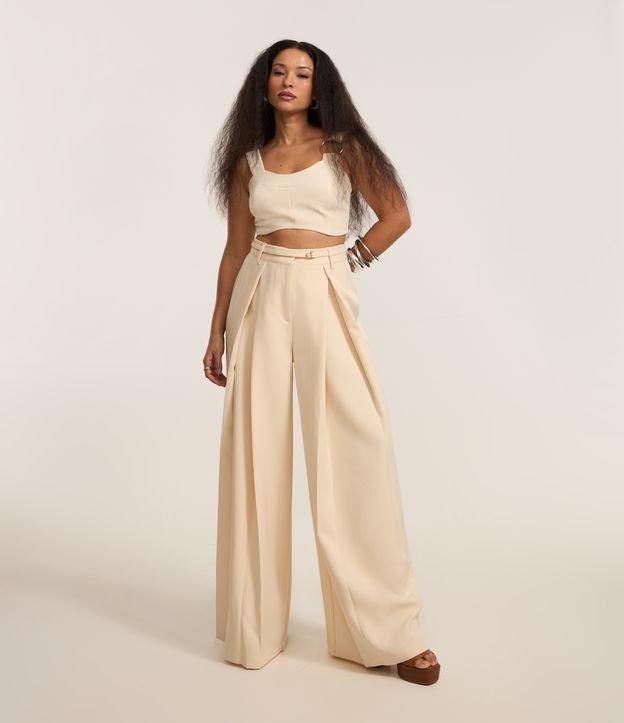 Calça Pantalona Alfaiatada com Pregas e Cinto - 1