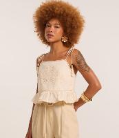 Blusa Curta com Babado e Bordado - 2