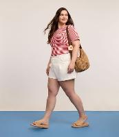 Short Mom em Sarja com Bordado Contrastante e Barra Dobrada Curve & Plus Size - 2