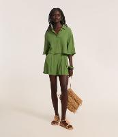 Short Curto com Pregas e Bolsos - 2