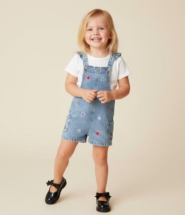 Jardineira Infantil em Jeans com Estampa Bordada de Mini Ícones e Frufru- Tam 1 a 6 Anos - 2