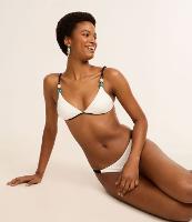 Biquíni Calcinha String Texturizada com Fio Duplo e Aviamentos Resinados - 2