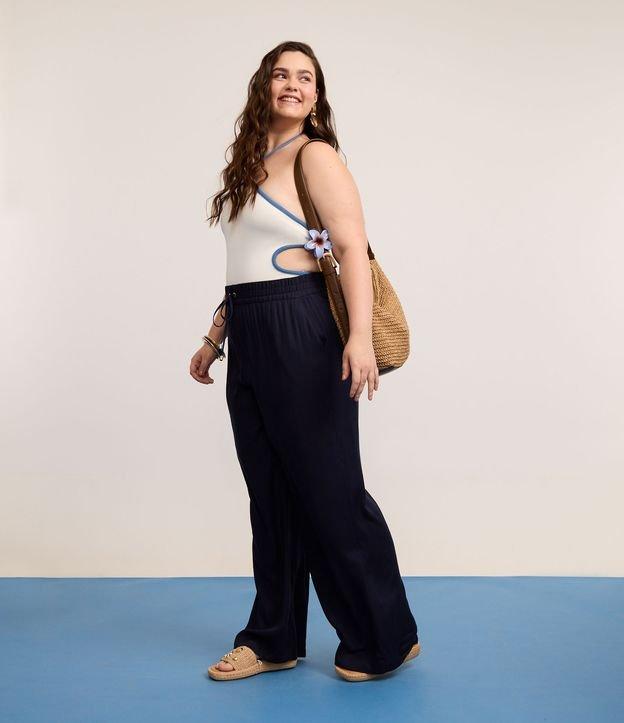 Calça Pantalona em Viscose com Elástico na Cintura Curve & Plus Size - 1