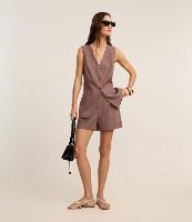 Short com Corte Alfaiatado e Pregas Frontais - 2