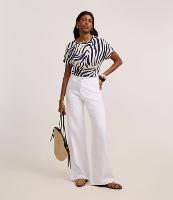 Blusa em Viscose com Estampa Zebra e Gola Redonda - 3