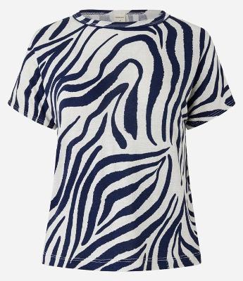 Blusa em Viscose com Estampa Zebra e Gola Redonda