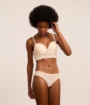 Calcinha Biquíni Fio Duplo em Renda Floral