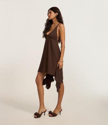 Vestido Curto em Tule com Alcinhas e Pontas Laterais