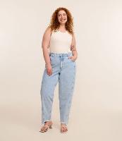 Calça Mom em Jeans com Tachas e Barra Desfiada Curve & Plus Size - 1