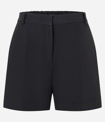 Short Alfaiatado Maquinetado com Frisos