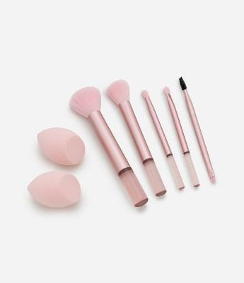 Conjunto com 5 Pincéis e 2 Esponjas de Maquiagem Elegant Alchemia