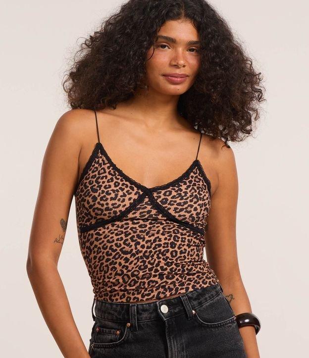 Blusa Alça Fina com Decote em V Rendado e Estampa Animal Print Onça - 2