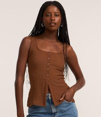 Blusa Regata Texturizada com Botões