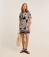 Vestido Curto em Viscose com Estampa Folhagem - 2