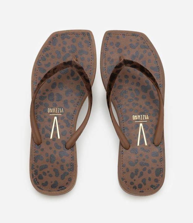 Chinelo Slim com Bico Quadrado em Animal Print - 2