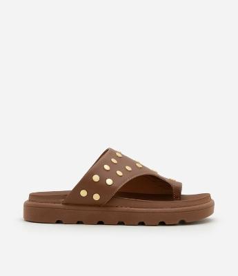 Sandália Rasteira com Tachas Beira Rio